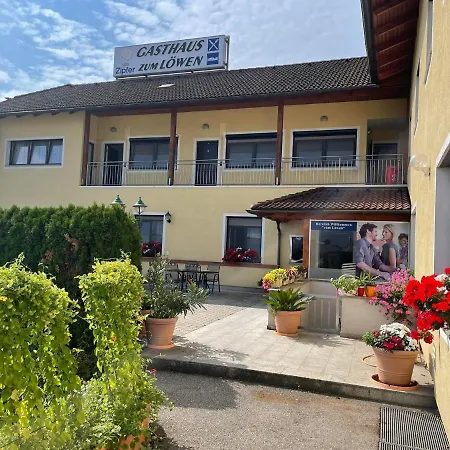 Gasthaus-pension Zum Loewen 게스트하우스