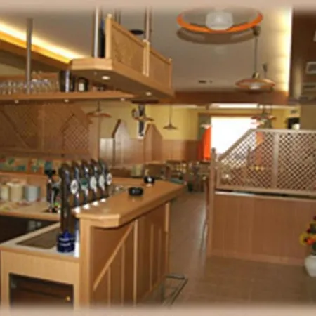 게스트하우스 Gasthaus-pension Zum Loewen