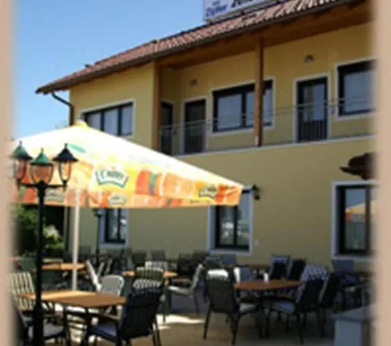 Gasthaus-pension Zum Loewen Vendégház Asten