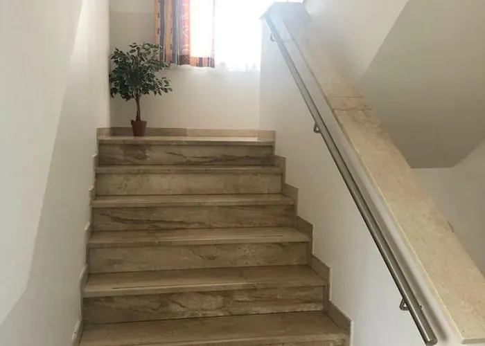 Gasthaus-pension Zum Loewen Asten