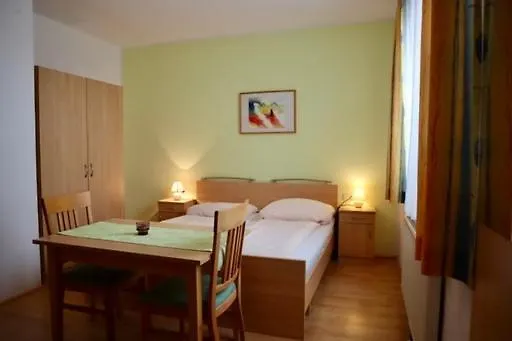 Πανσιόν Gasthaus-pension Zum Loewen 3*